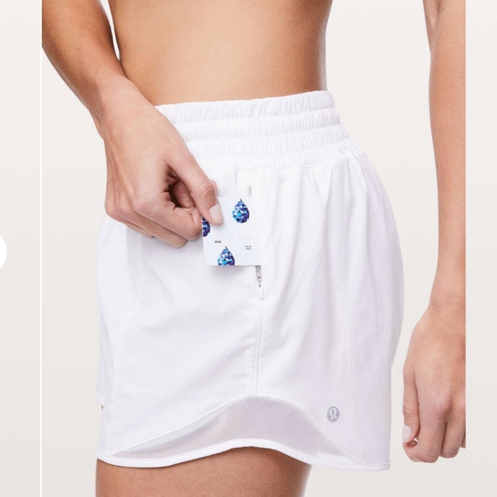 Lululemon Hotty Hot Short *High-Rise Long 4"
White Size 6 - Picture 3 of 16